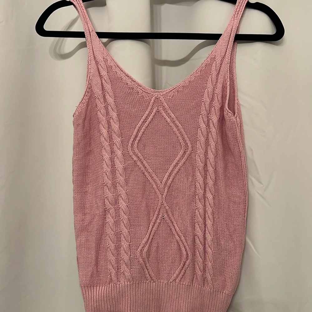 Knitted pink tank top. Brand new